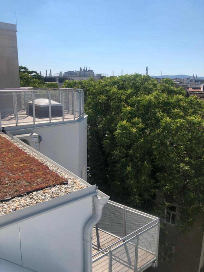 Apartmán Augartenblick Penthauscombo 15/16 - Blick Zum Riesenrad Vídeň Exteriér fotografie